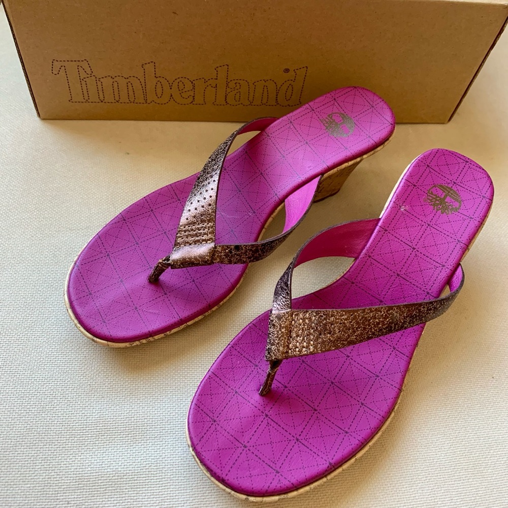 Timberland woman’s 7.5 leather wedge Thongs heel flip flop.